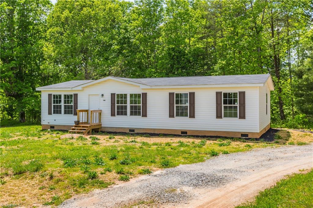 1178 Sunset Ridge Road Mount Airy, NC 27030 - Photo 5 of 36