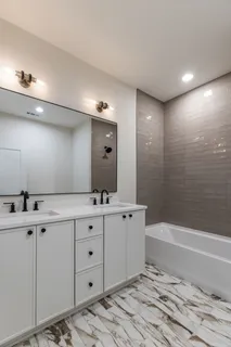 $725,000 | 644 West Green Lane, Unit B, Nashville, TN 37207
