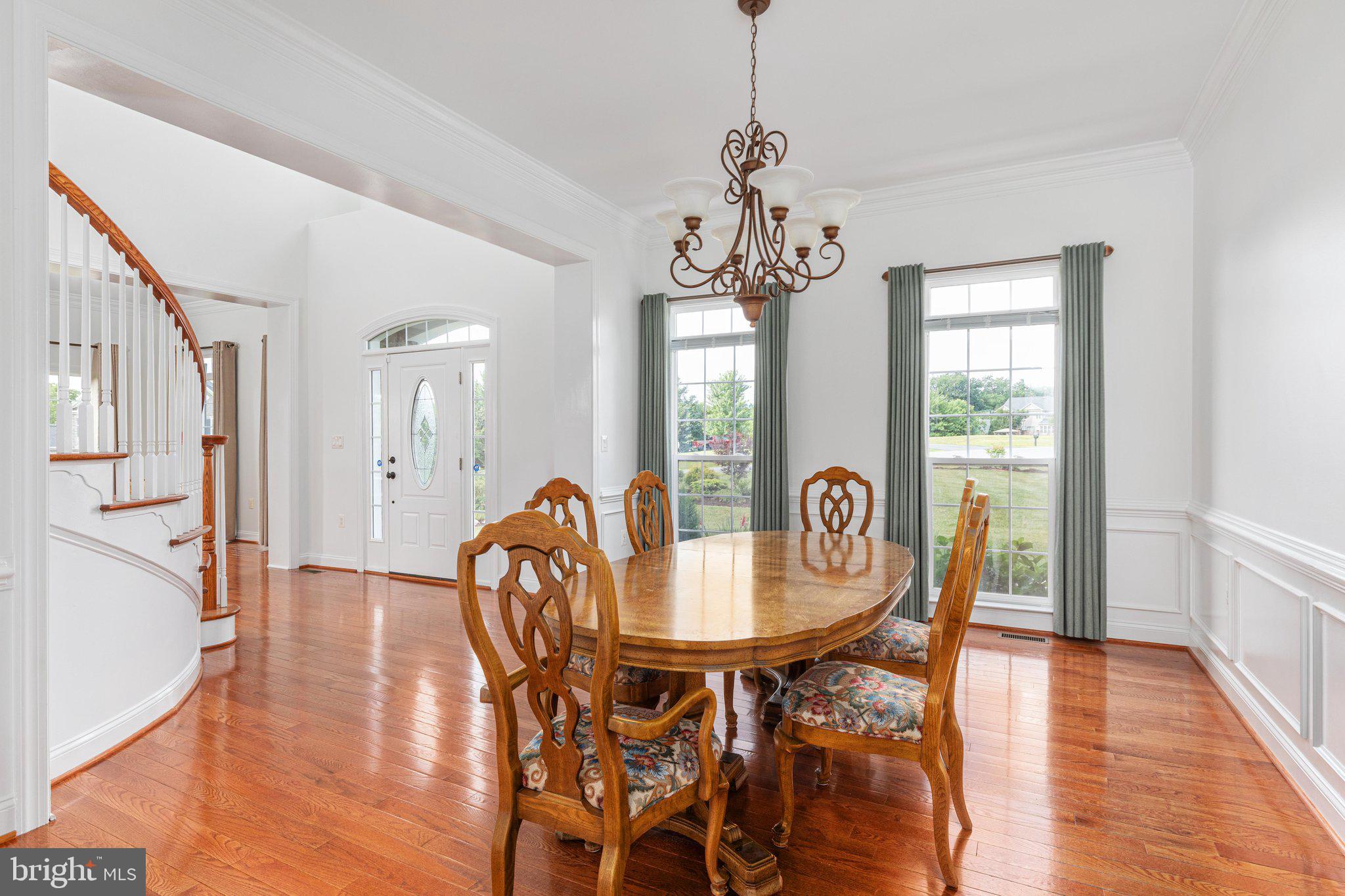 38786 Rambling Farm Drive Hamilton, VA 20158 - Photo 13 of 97 Entire home has been repainted.