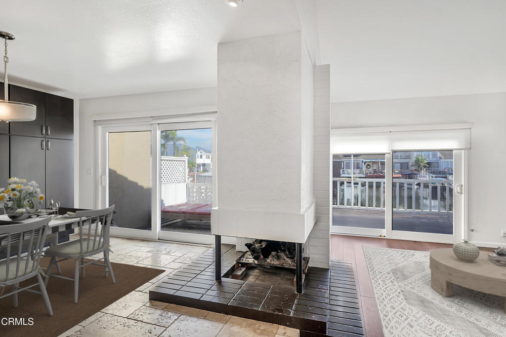 2010 Kingsbridge Way Oxnard, CA 93035 - Photo 13 of 35