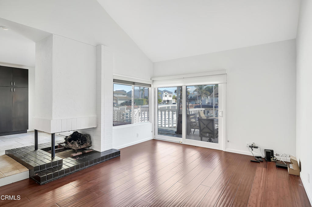 2010 Kingsbridge Way Oxnard, CA 93035 - Photo 14 of 35