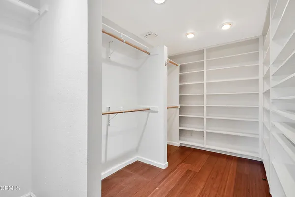 $1,829,999 | 2010 Kingsbridge Way, Oxnard, CA 93035