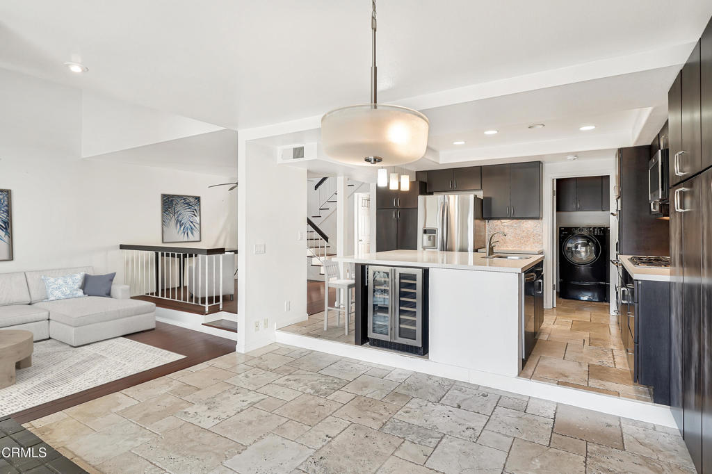 2010 Kingsbridge Way Oxnard, CA 93035 - Photo 9 of 35