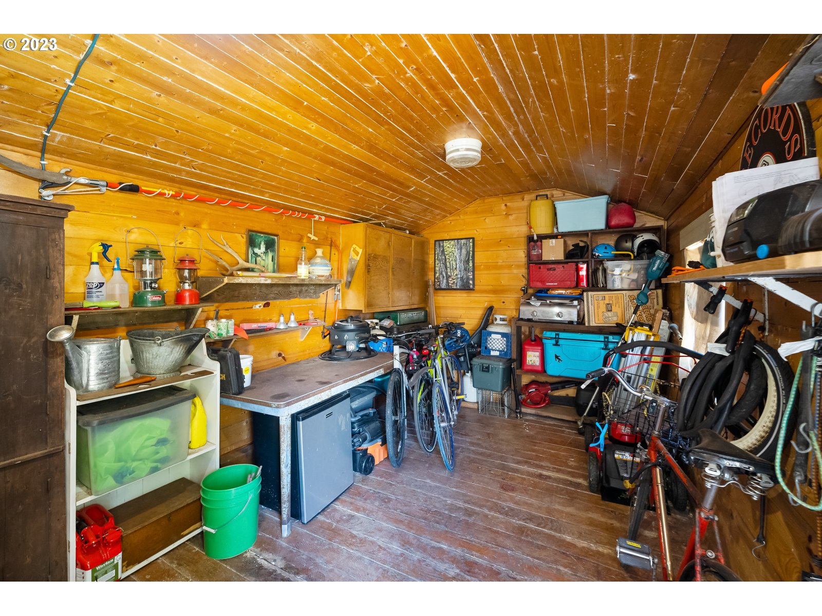 6516 Southeast Reedway Street Portland, OR 97206 - Photo 42 of 44 Garage