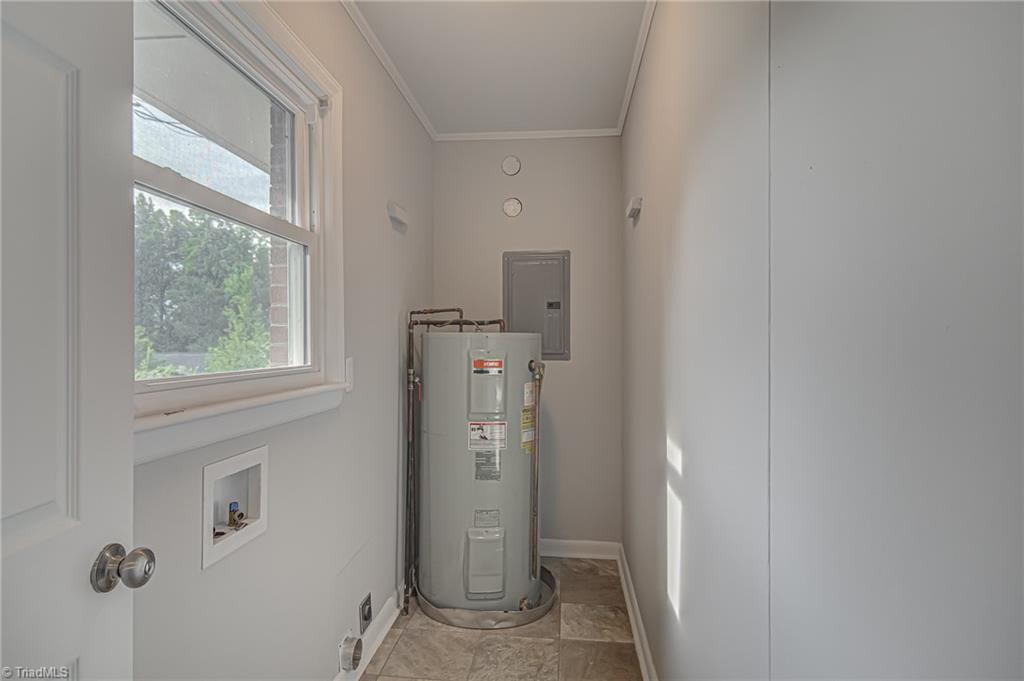 207 Canterbury Road High Point, NC 27262 - Photo 35 of 43 Gallery Image 35