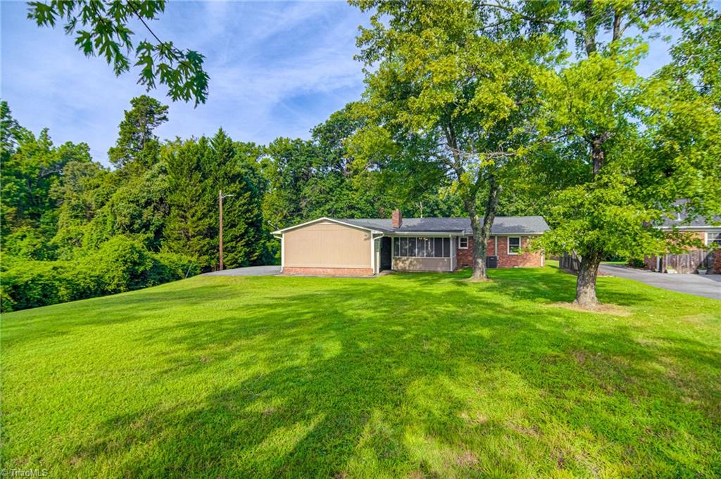207 Canterbury Road High Point, NC 27262 - Photo 41 of 43 Gallery Image 41