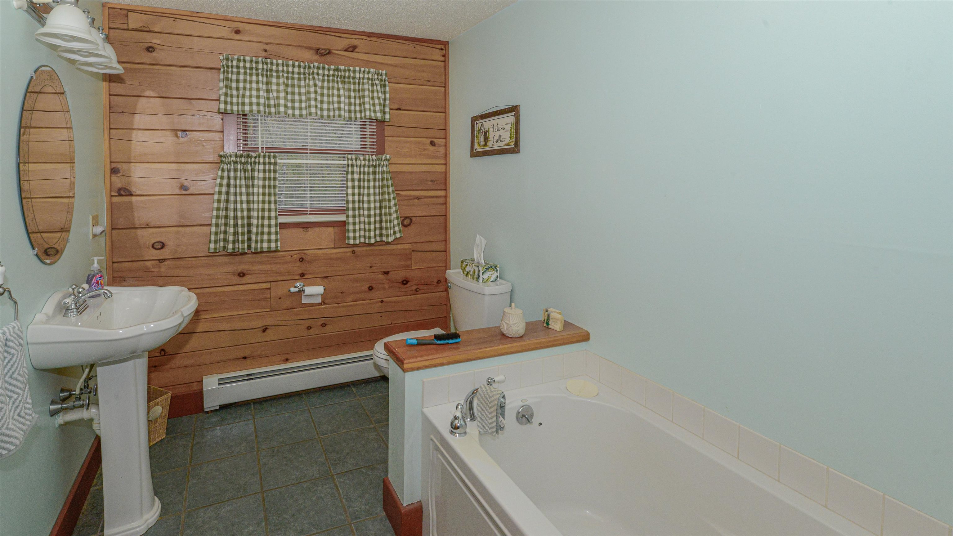 18 Charles Road Conway, NH 03813 - Photo 24 of 48
