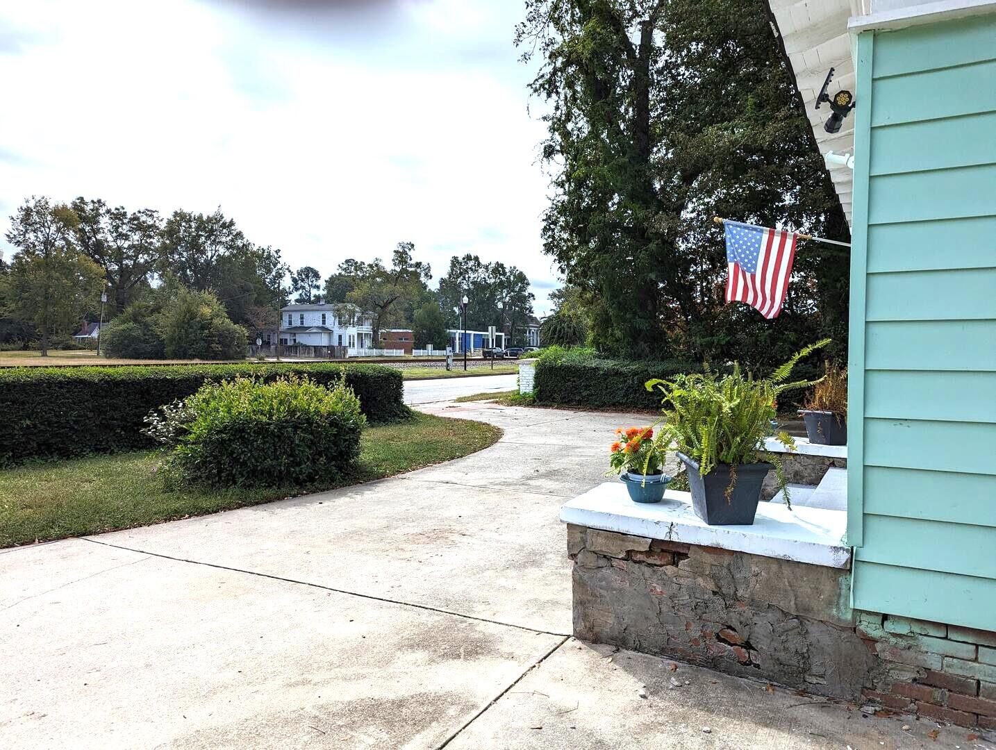 702 Calhoun Street Johnston, SC 29832 - Photo 27 of 36