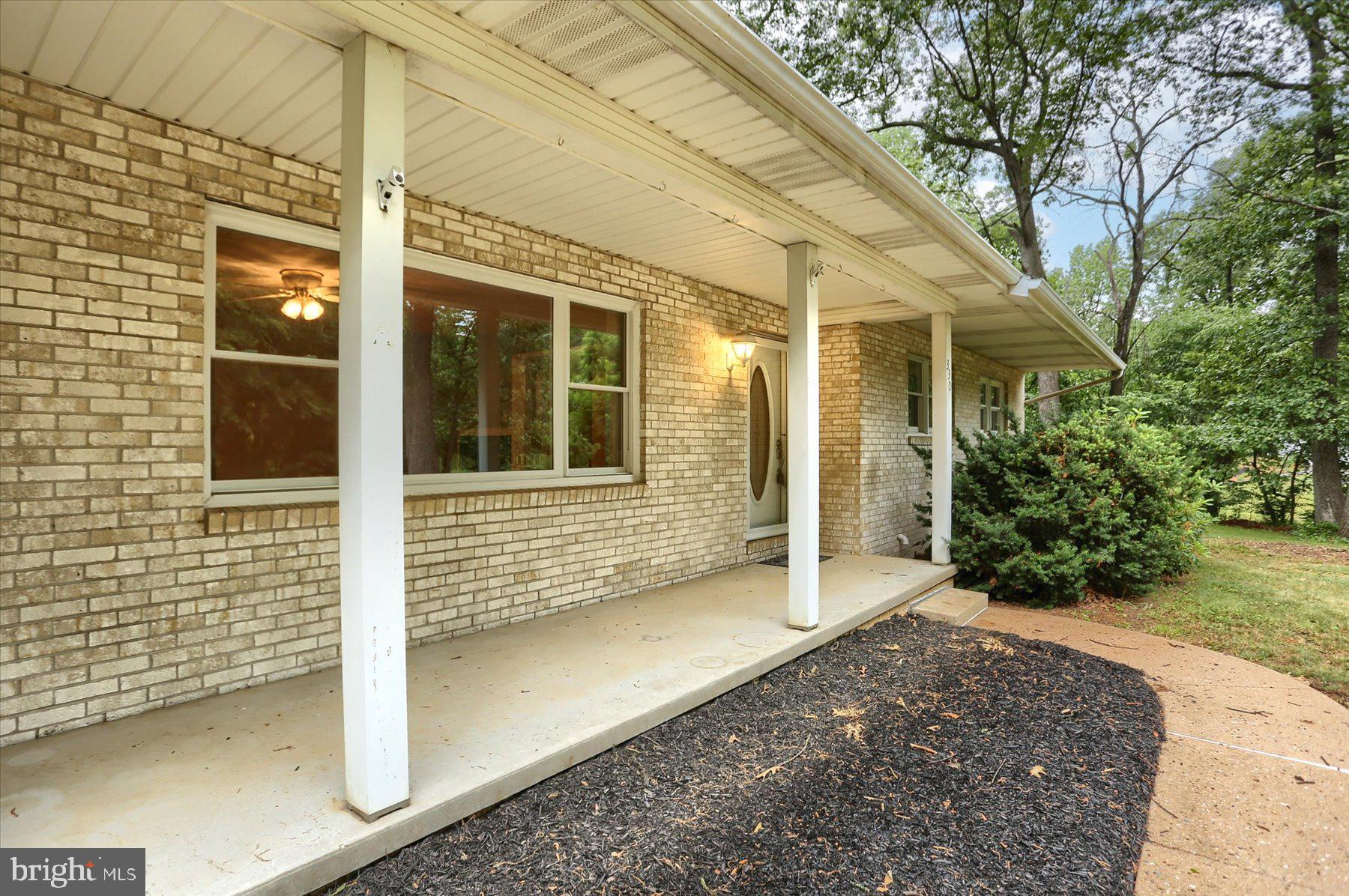 330 Taylor Road York, PA 17406 - Photo 3 of 25 Gallery Image 3