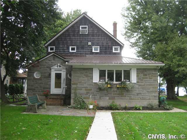 6711 East Lake Road Owasco, NY 13021 - Photo 1 of 1 Exterior Front