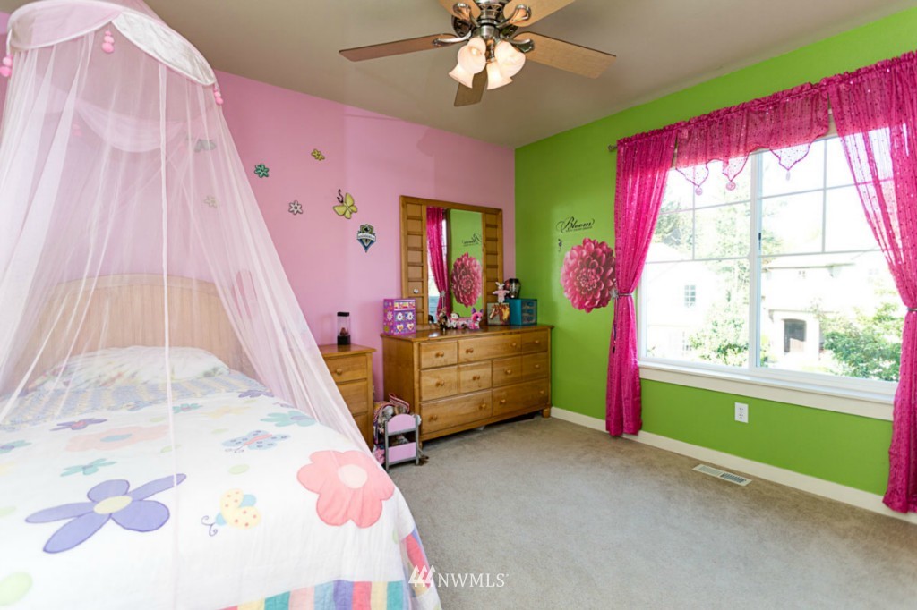 16705 37th Drive Southeast Bothell, WA 98012 - Photo 12 of 19 Gallery Image 12