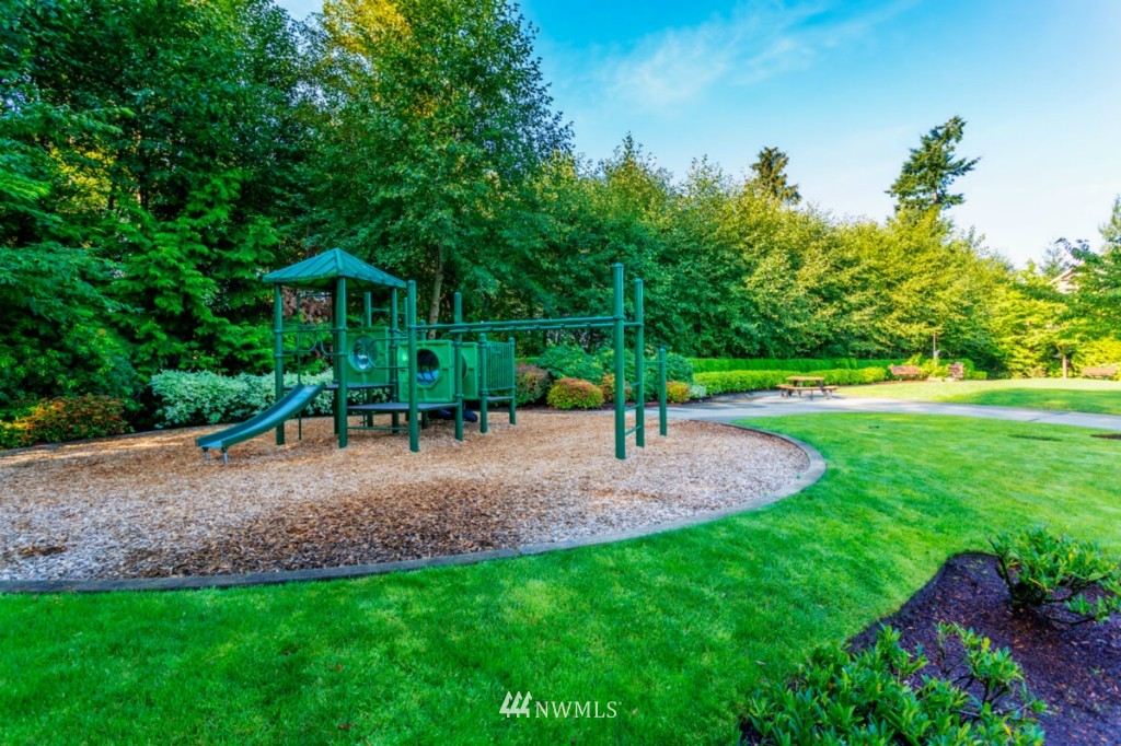 16705 37th Drive Southeast Bothell, WA 98012 - Photo 17 of 19 Gallery Image 17