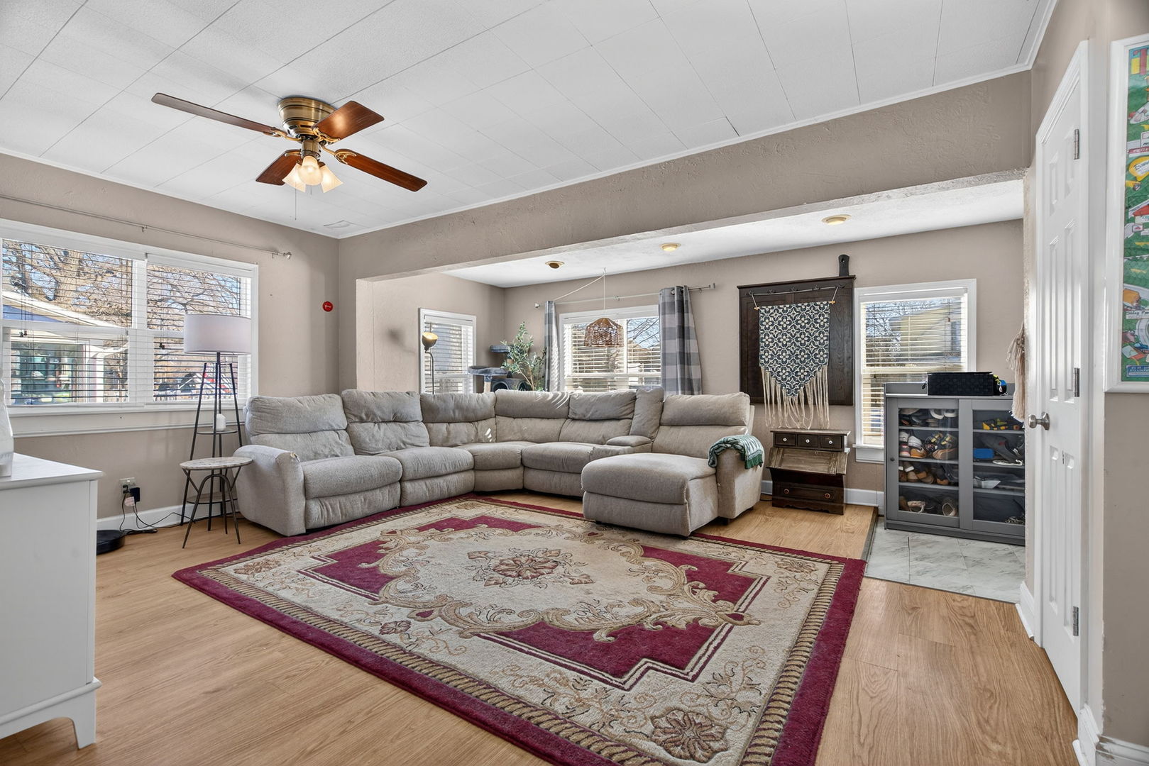 519 South Washington Street Lockport, IL 60441 - Photo 3 of 15