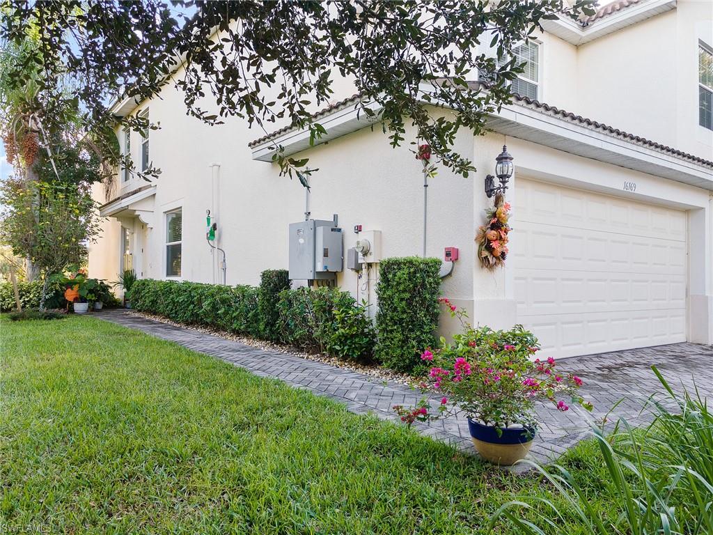 16169 Ravina Way, Unit 28 Naples, FL 34110 - Photo 26 of 31 Gallery Image 26