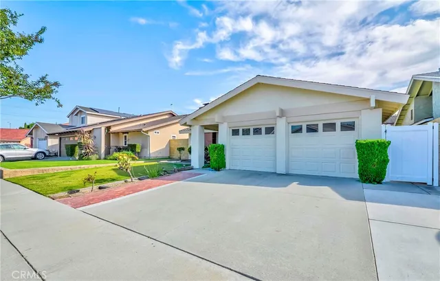 $4,350 | 17502 De Oro Court, Cerritos, CA 90703