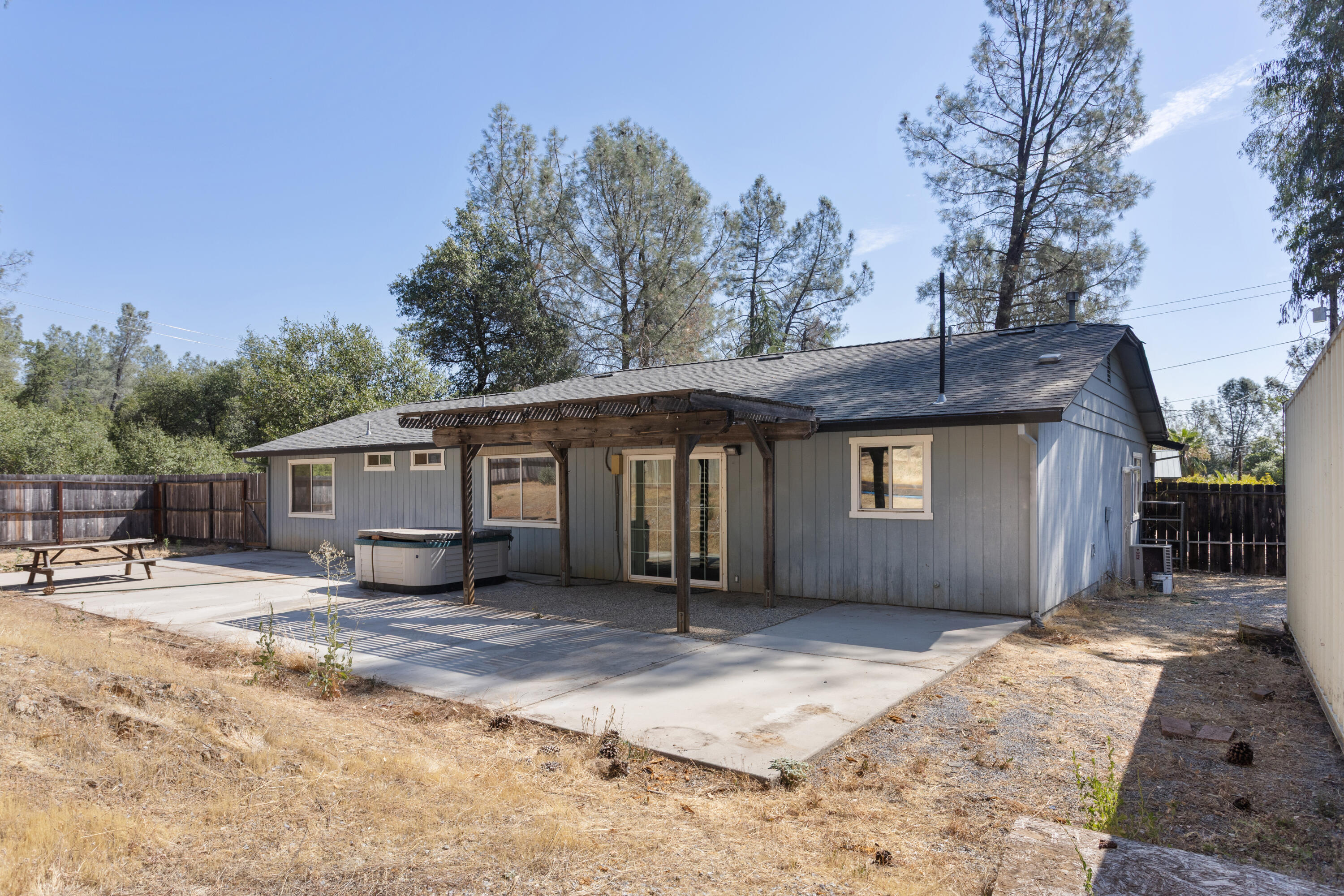 12656 Shalon Drive Redding, CA 96003 - Photo 3 of 21 a house with a outdoor space