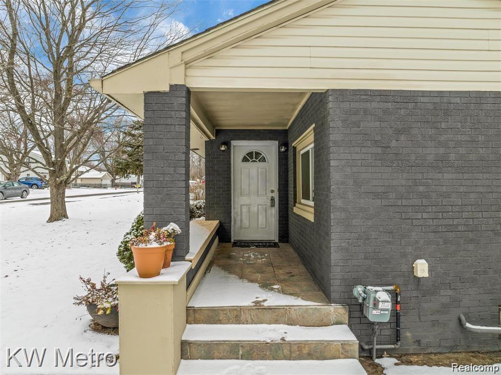 3617 Harrison Avenue Rochester Hills, MI 48307 - Photo 6 of 44