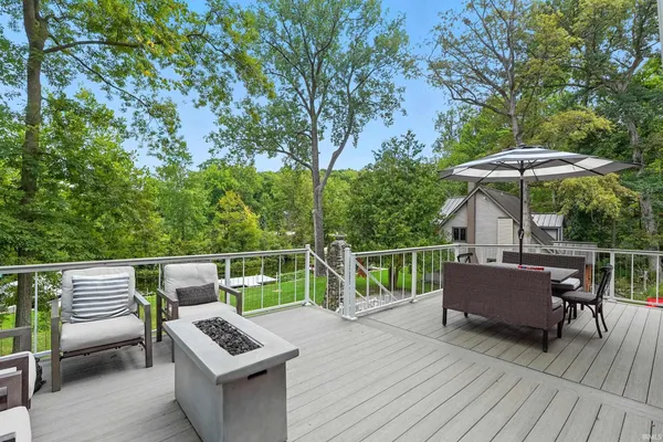 $949,900 | 200 Ln 200 Lk James, Angola, IN 46703