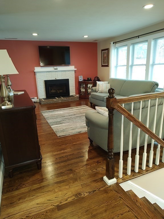 1 Pine Ridge Road North Reading, MA 01864 - Photo 8 of 33 Gallery Image 8