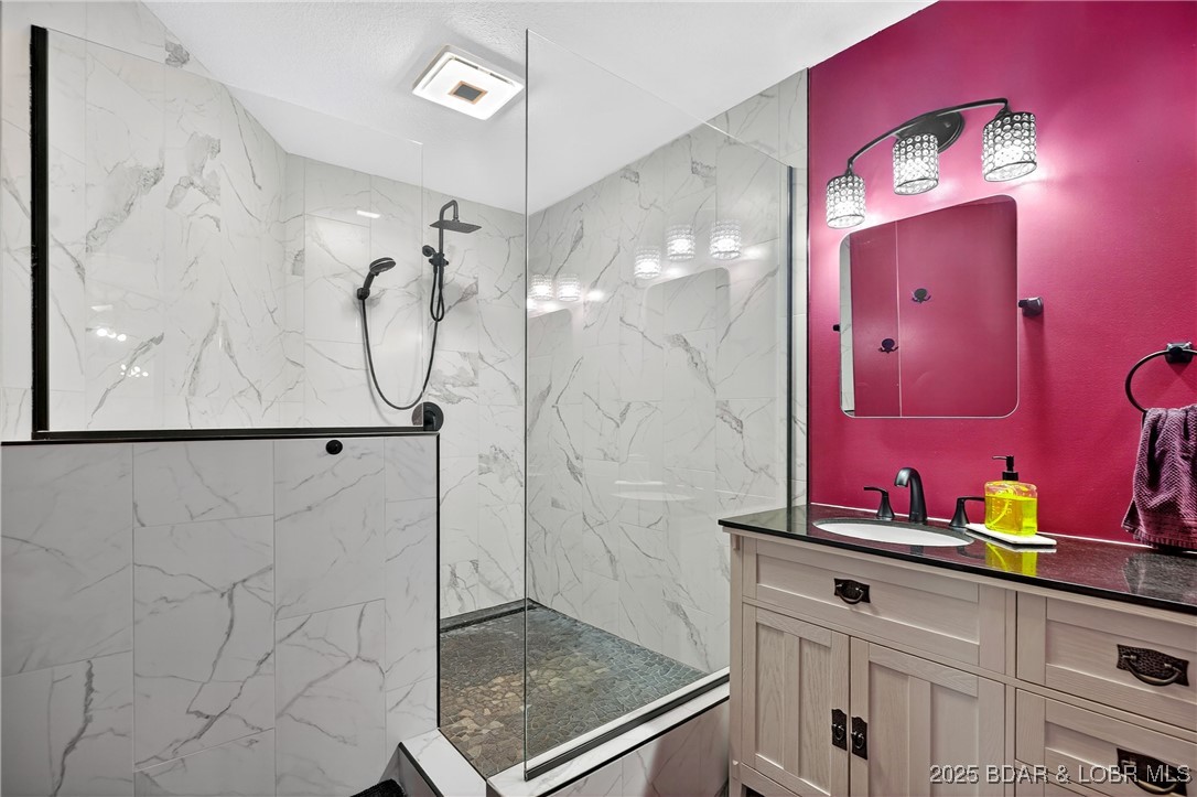 453 Graham Point Camdenton, MO 65020 - Photo 29 of 69