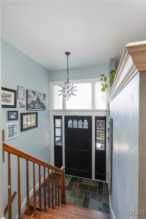 1346 Stonesthrow Road Bethlehem, PA 18015 - Photo 3 of 22 Gallery Image 3