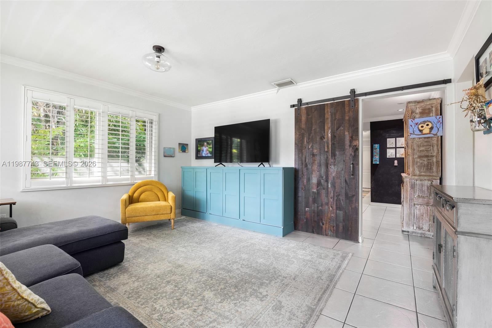 809 Angelo Avenue Coral Gables, FL 33134 - Photo 4 of 25