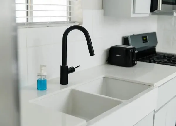 $2,100 | 114 Redan Street, Houston, TX 77009