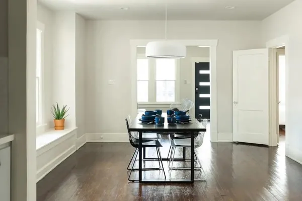 $2,100 | 114 Redan Street, Houston, TX 77009