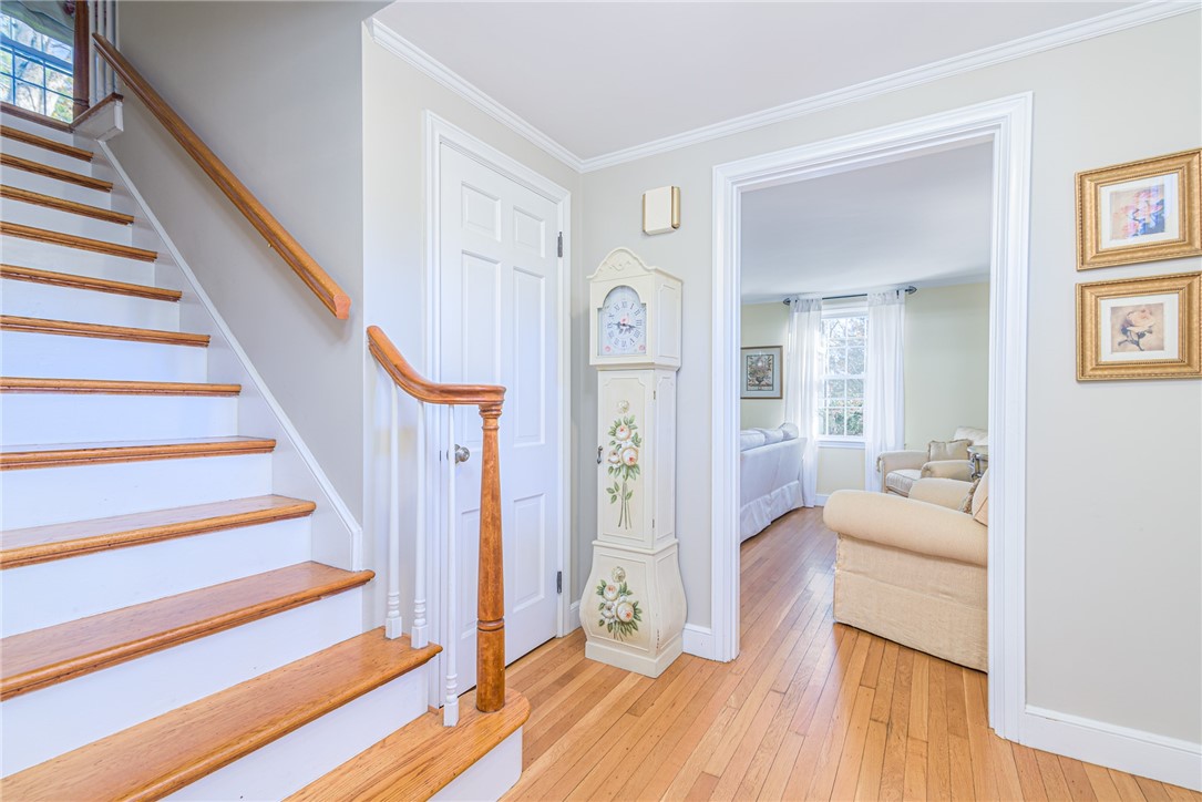 251 Crestwood Road Warwick, RI 02886 - Photo 17 of 43 Gallery Image 17