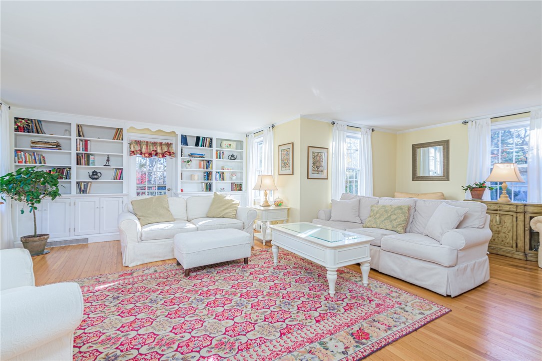 251 Crestwood Road Warwick, RI 02886 - Photo 19 of 43 Gallery Image 19