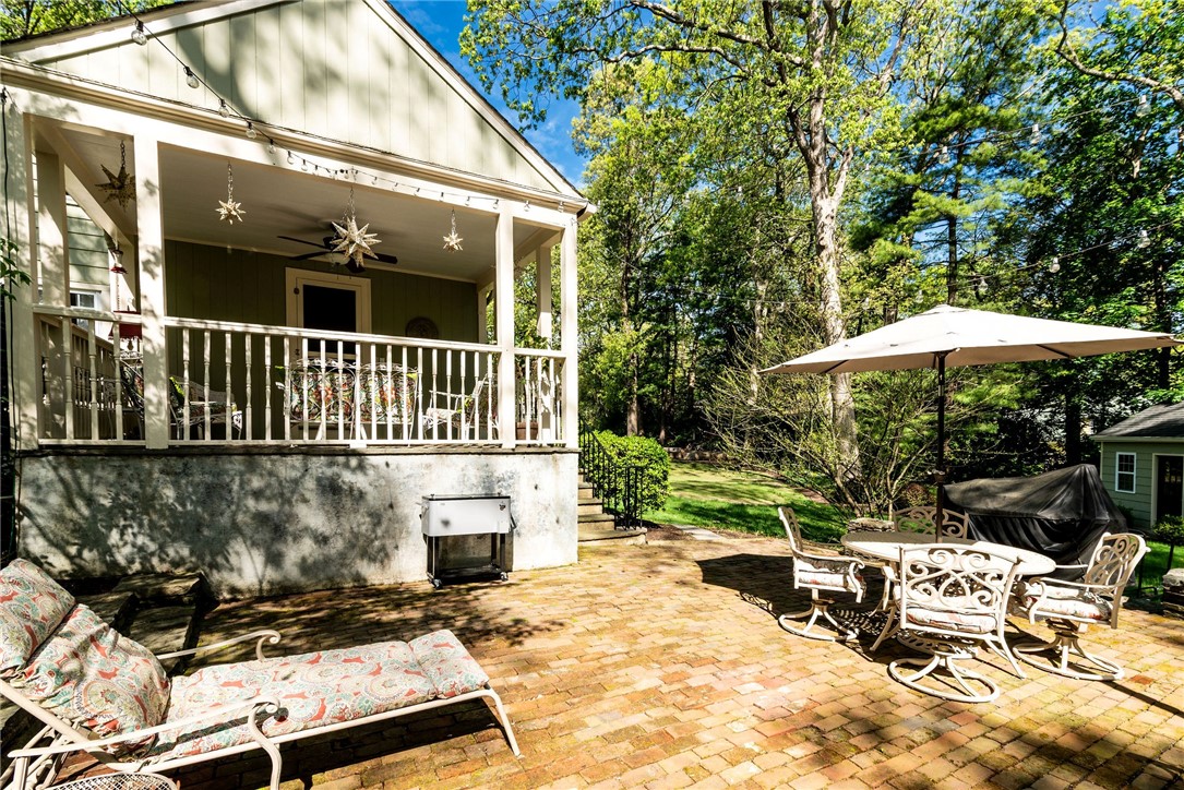251 Crestwood Road Warwick, RI 02886 - Photo 36 of 43 Gallery Image 36