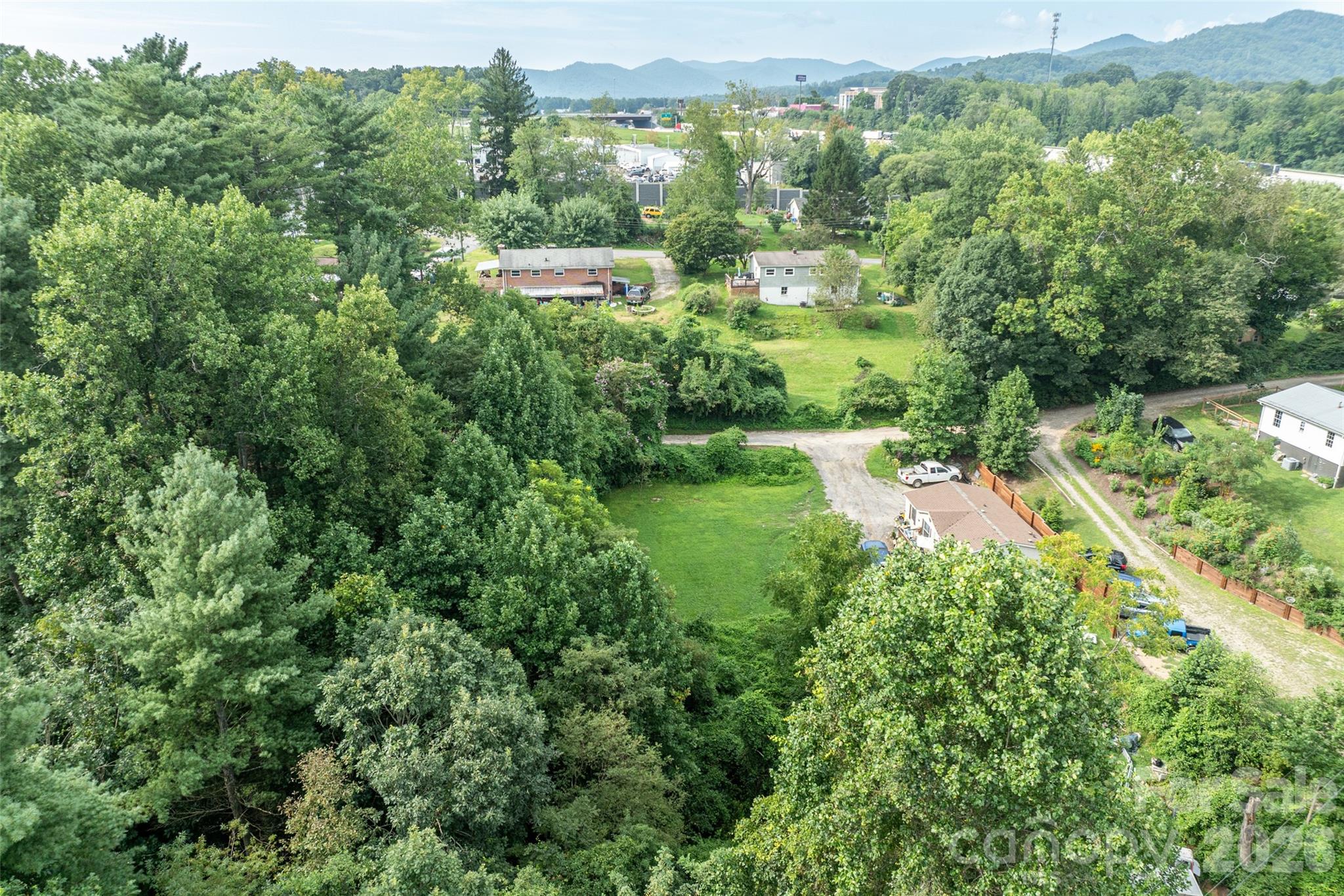 751 Brevard Road Asheville, NC 28806 - Photo 9 of 22 Gallery Image 9