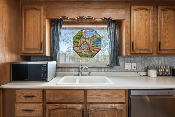 $295,000 | 191 Cherry Creek Road, St. John, WA 99171