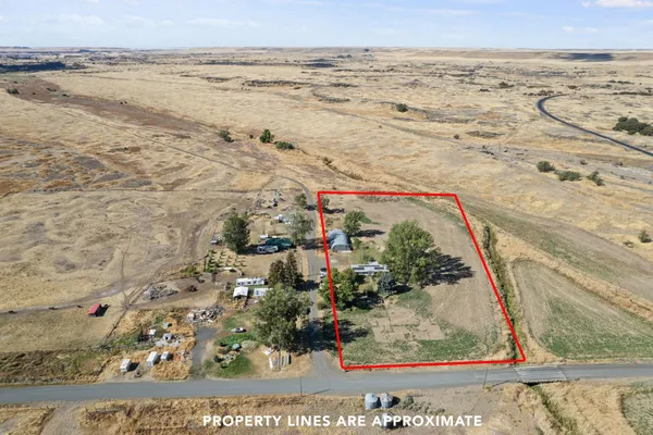 $295,000 | 191 Cherry Creek Road, St. John, WA 99171