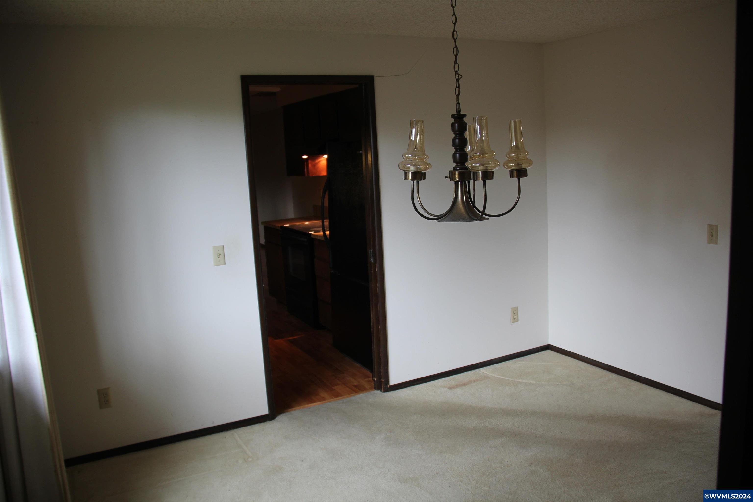 20589 Southwest Rosa Drive Beaverton, OR 97078 - Photo 37 of 39 Gallery Image 37