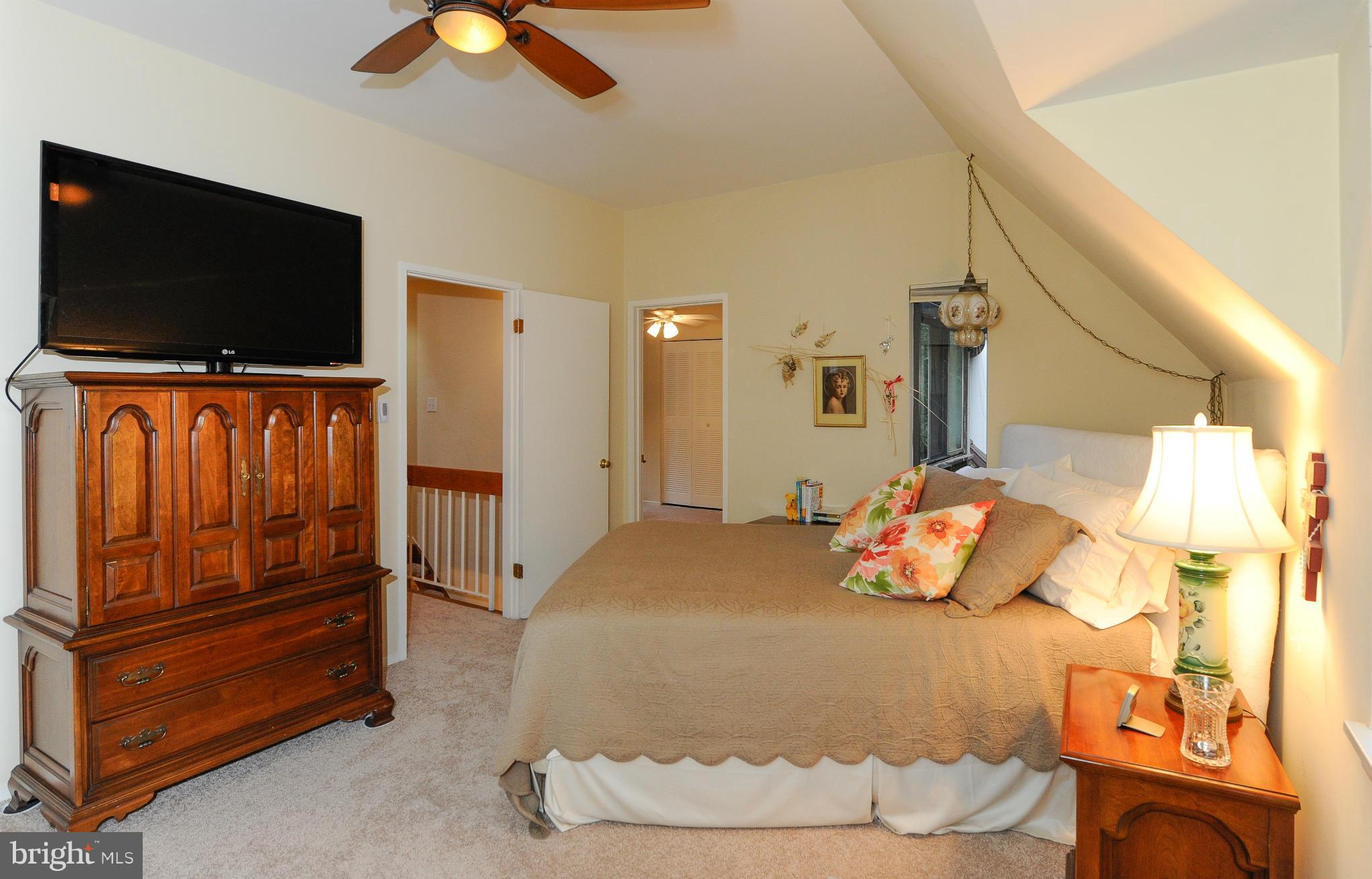 1645 Bentana Way Reston, VA 20190 - Photo 11 of 22 Bedroom (Master)