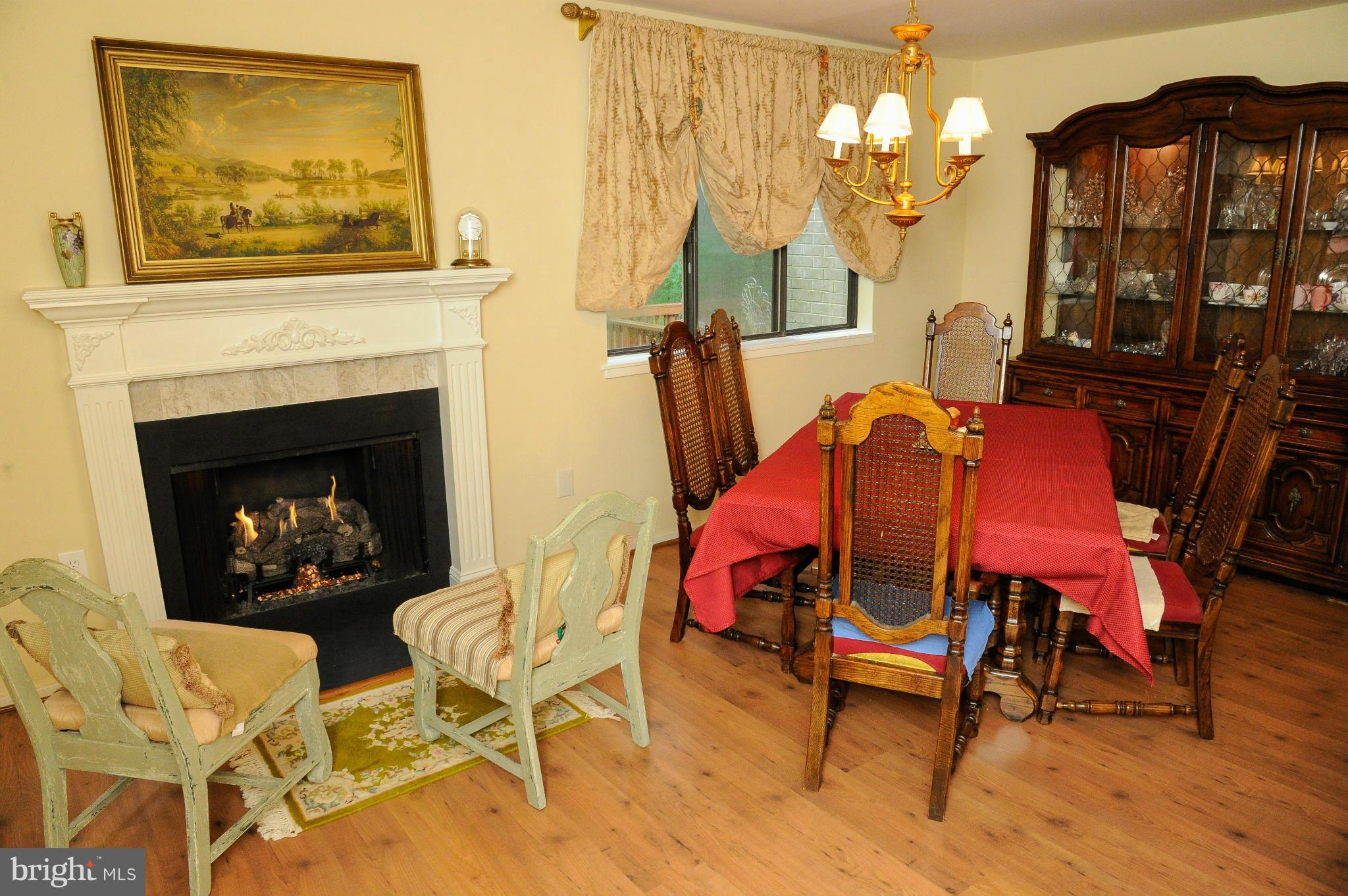 1645 Bentana Way Reston, VA 20190 - Photo 5 of 22 Dining Room
