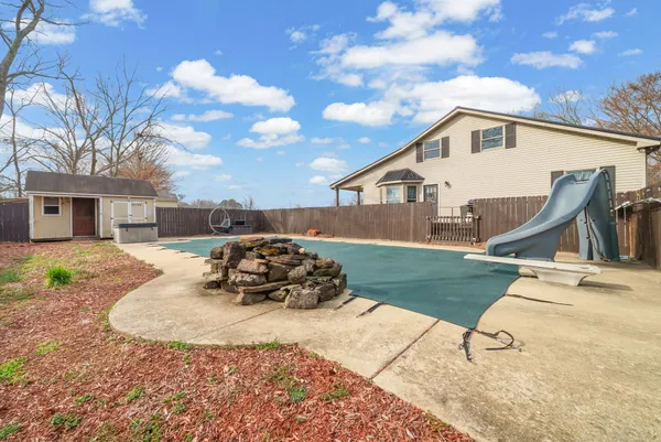 $549,900 | 6949 Highway 41n Cedar Hill, Cedar Hill, TN 37032