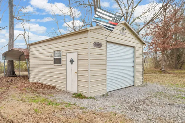 $549,900 | 6949 Highway 41n Cedar Hill, Cedar Hill, TN 37032