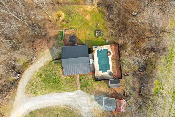 $549,900 | 6949 Highway 41n Cedar Hill, Cedar Hill, TN 37032