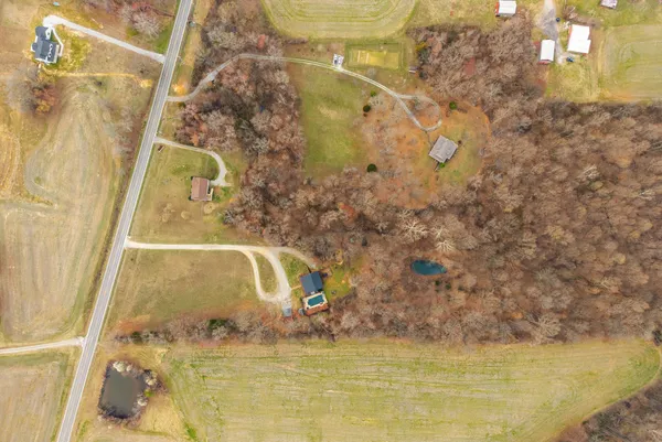 $549,900 | 6949 Highway 41n Cedar Hill, Cedar Hill, TN 37032