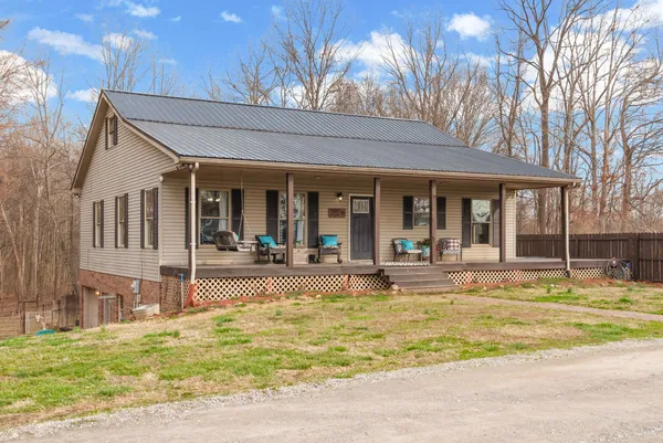 $549,900 | 6949 Highway 41n Cedar Hill, Cedar Hill, TN 37032
