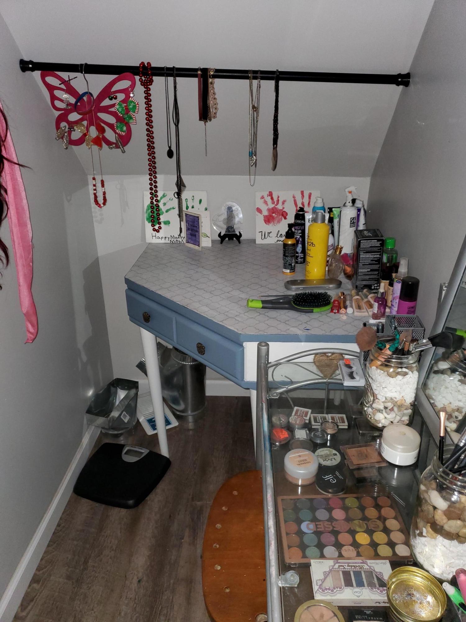 260 David Williams Road Eubank, KY 42567 - Photo 30 of 45 Makeup/Jewelry Area