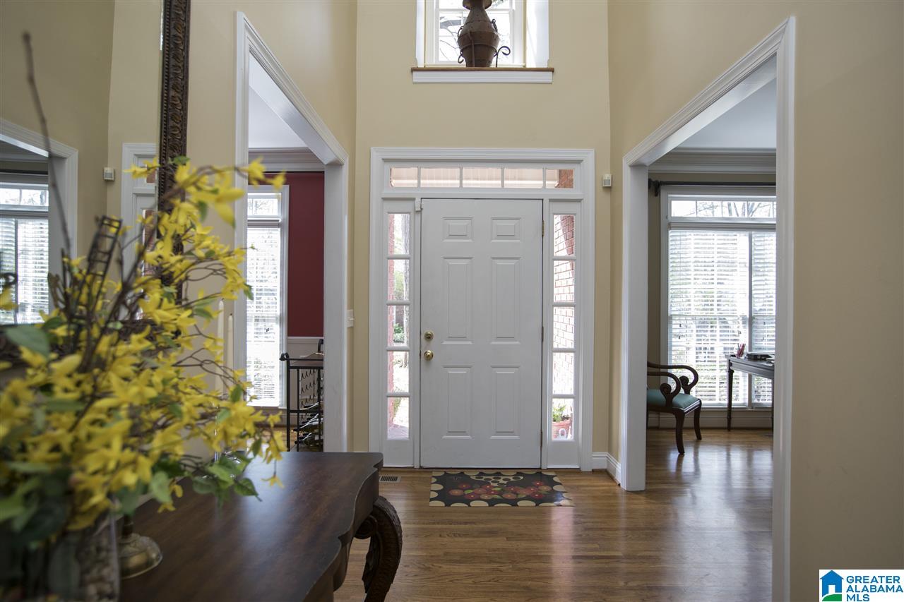 1009 Oak Tree Road Birmingham, AL 35244 - Photo 3 of 50