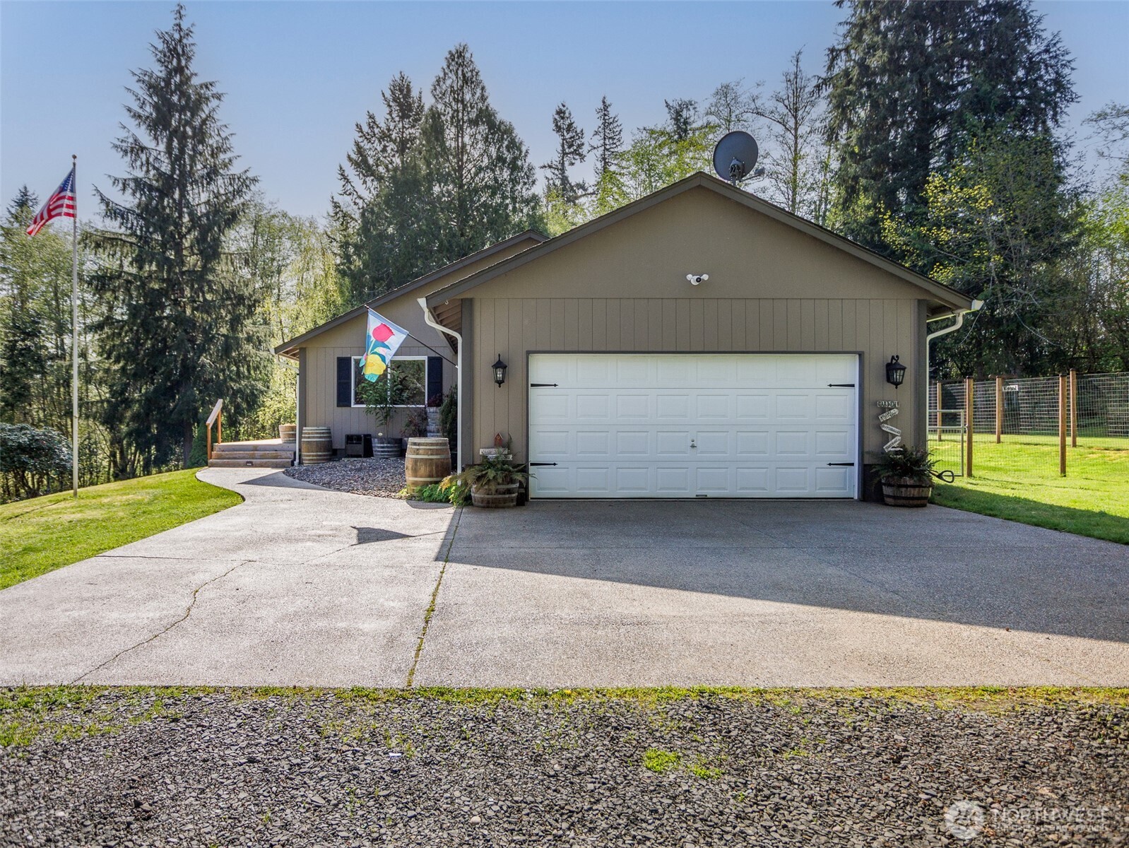 25 Carol Lane Elma, WA 98541 - Photo 2 of 40
