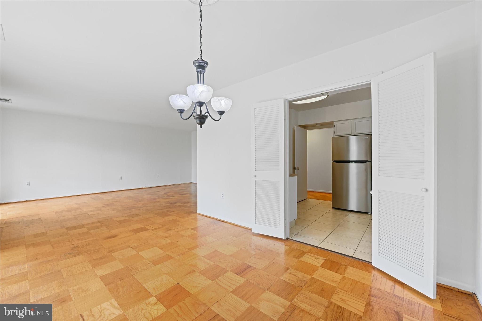 3 Hamill Road, Unit 3F Baltimore, MD 21210 - Photo 6 of 20