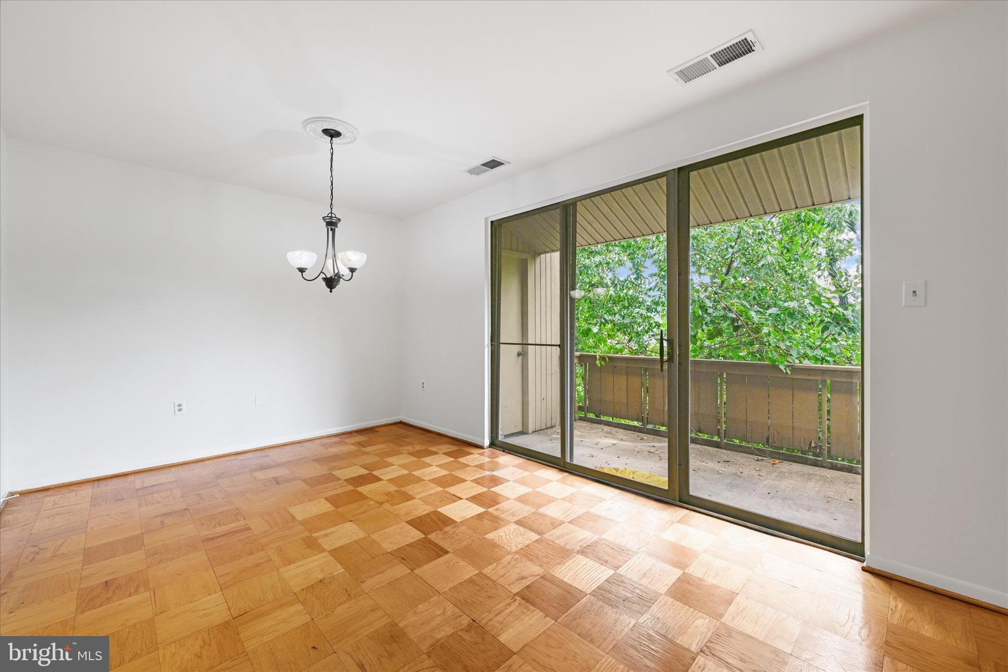 3 Hamill Road, Unit 3F Baltimore, MD 21210 - Photo 7 of 20