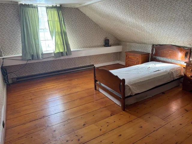 $299,900 | 2456 Highway 5, Derby, VT 05829