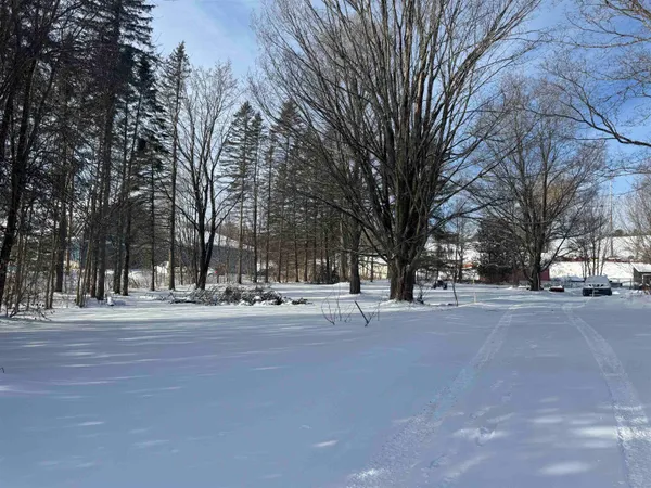 $299,900 | 2456 Highway 5, Derby, VT 05829