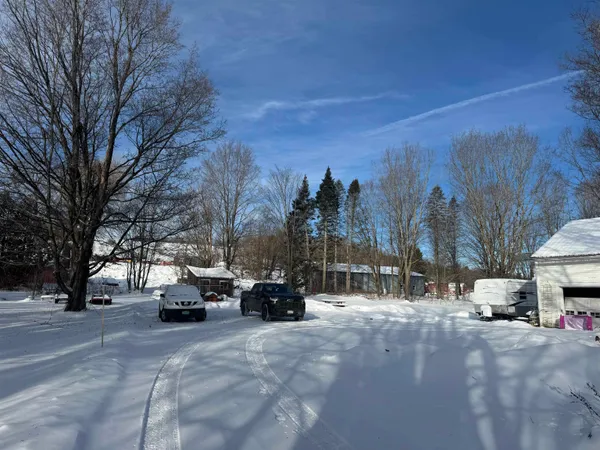 $299,900 | 2456 Highway 5, Derby, VT 05829